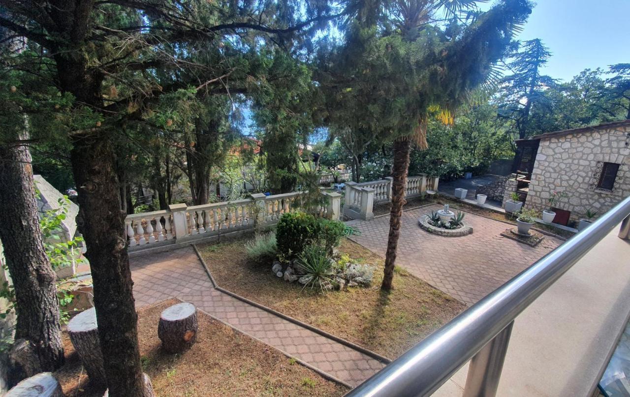 Apartments Lukas Novi Vinodolski Kültér fotó