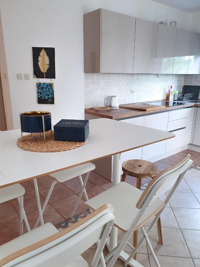 Apartments Lukas Novi Vinodolski Kültér fotó
