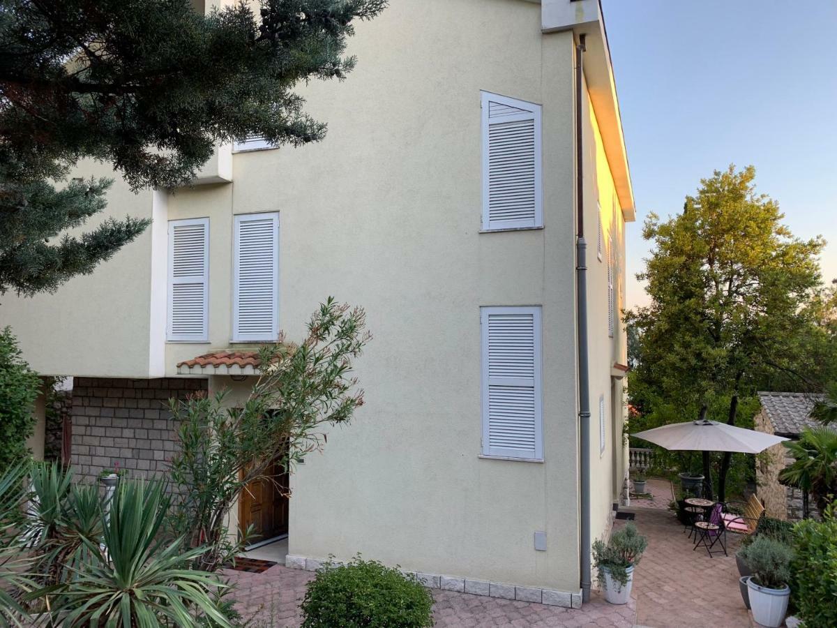 Apartments Lukas Novi Vinodolski Kültér fotó